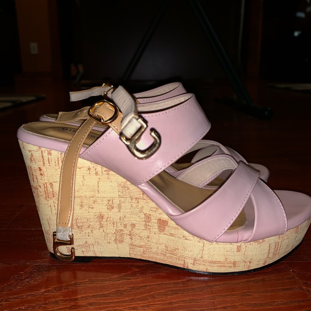 GIBI blush pink wedges